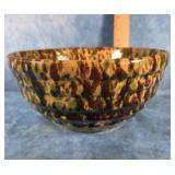 VTG. SPONGEWARE STONEWARE BOWL 9.5'