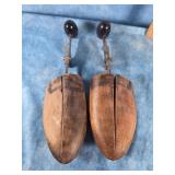 VINTAGE WOODEN & METAL SHOE STRETCHERS