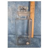 ANTIQUE CLEAR GLASS APOTHECARY JAR WITH LID