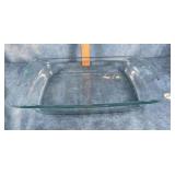 PYREX CLEAR GLASS 9' x 13' CASSEROLE DISH