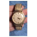 MID-20th-CENTURY ELGIN 19 JEWELS WRISTWATCH