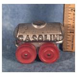VTG. MANOIL CAST LEAD TOY GAS TANK