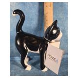 BALINESE SIGNED HAND-CARVED TUXEDO CAT SCULPTURE