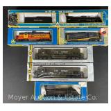 (6) AHM HO Scale Locomotives, Mismatched Boxes