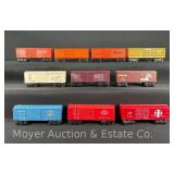 (10) Lionel Box Cars