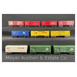 (10) Lionel Box Cars