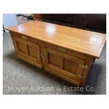 White Clad Oak Coffee Table, with Lift-top, on Casters 44"x22"x17"h