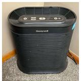 Honeywell Air Purifier, Model HA202BHD