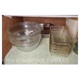 Group of Pyrex Mixing Bowls, Baking Pans, Loaf Pans, Etc.