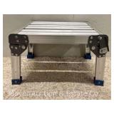 Aluminum Step Stool/Platform, Folding