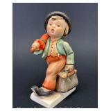 Hummel Figurine "Merry Wanderer", 5" Tall