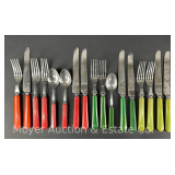 (17) Pieces of Vintage Bakelite Cutlery
