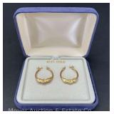 Pair of 10K Gold Earrings, 0.8dwt.