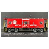 Lionel No. 17645 Norfolk & Western Bay Window Caboose, with Original Box