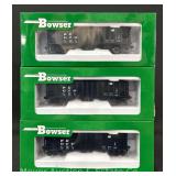 (3) Bowser HO Scale PC 70 Ton Hopper Cars, with Original Boxes