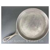 Griswold No. 9 N.E. Skillet, 9.5"w