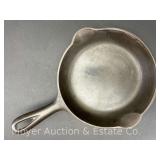 Griswold No. 4 Cast Iron Skillet, 8"w