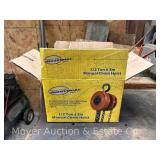 Northern Industrial Half Ton Chain Hoist