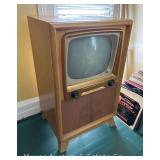 Vintage Raytheon Television in Cabinet, 23"x19"x38"h