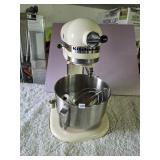 Vintage KitchenAid Stand-Up Mixer