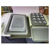 Cookie Sheets, Muffins Tins, Cake Tin