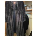 Vintage Avec Tu Faux Fur Coat