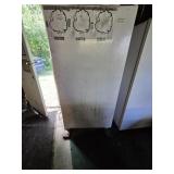 Fridgidaire Deep Freeze (WORKS)