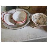 Enamelware Bowls & Ceramic Planter