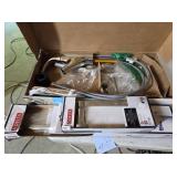 Delta Faucet, Toilet Paper Holder & Towel Rack
