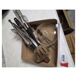 Grilling Utensils & Glass Lid