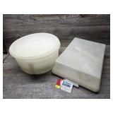Vintage Tupperware Cake & Pie Carry All