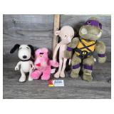 Snoopy & Assorted Plush