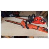 2 Black and Decker hedge trimmers corded untested