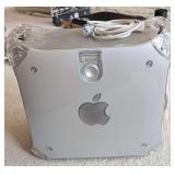 Apple Power Mac G4 NO HARD-DRIVE, NO RAM only power cord