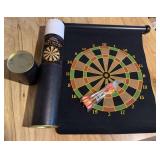 Magnetic dart board