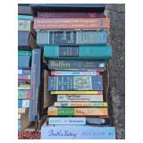 6 flats of literature and history