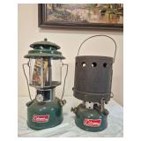 Coleman Model 220J Lantern & Model 502 Stove – Marked 2/79 & 9/65. Includes green double-mantle 220J pressure lantern with clear globe and wire bail handle, together with a Coleman Model 502 single-