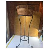 Metal Basket stand
