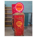 Shell Gas pump lamp with reproduction globe.