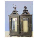 2 wood decor lantern