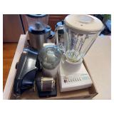 2 flats of kitchen appliances