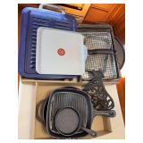 Cast iron skillets and bakeware