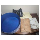 4 purses