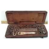 Vintage Ray Tool Set