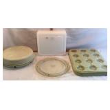 Trays and Plastic Lids