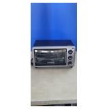 NEW BLACK+DECKER 4-Slice Convection Oven,