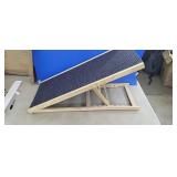 NEW Wooden Adjustable Pet Ramp