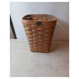 PETERBORO BASKET.  12" high x. 10" wide