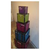 Awesome 5 PC Trunk Set.  Will Stack inside one