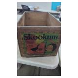 Skookum Blue Goose Fancy Fruit Crate